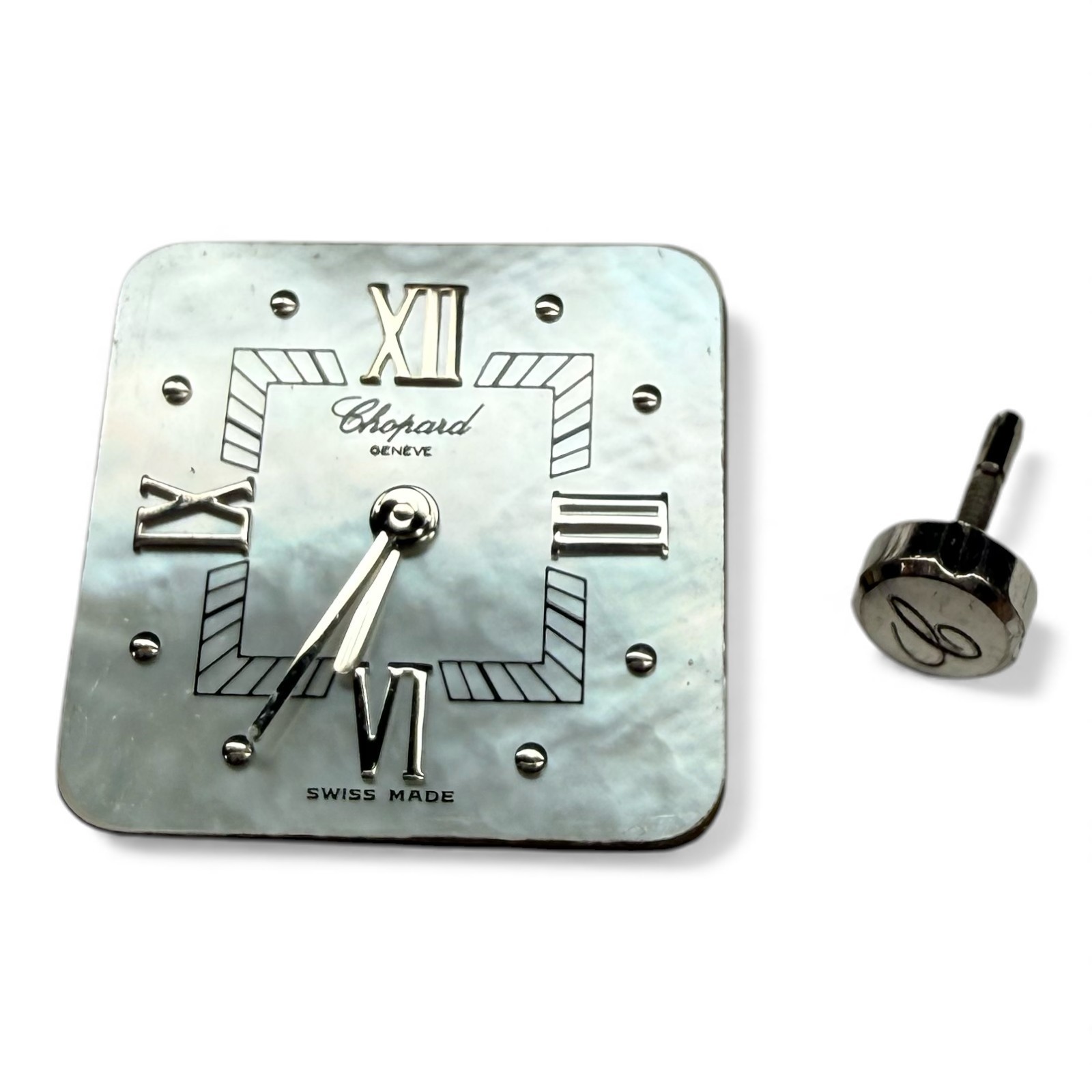 Chopard Quartz V8 Swiss 6 Jewels Movement w/ Mother of Pearl Dial – Working