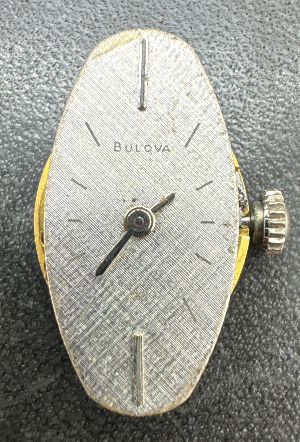 VINTAGE Bulova 5AZ 23 Jewel Ladies WATCH MOVEMENT-Running 4 Repair