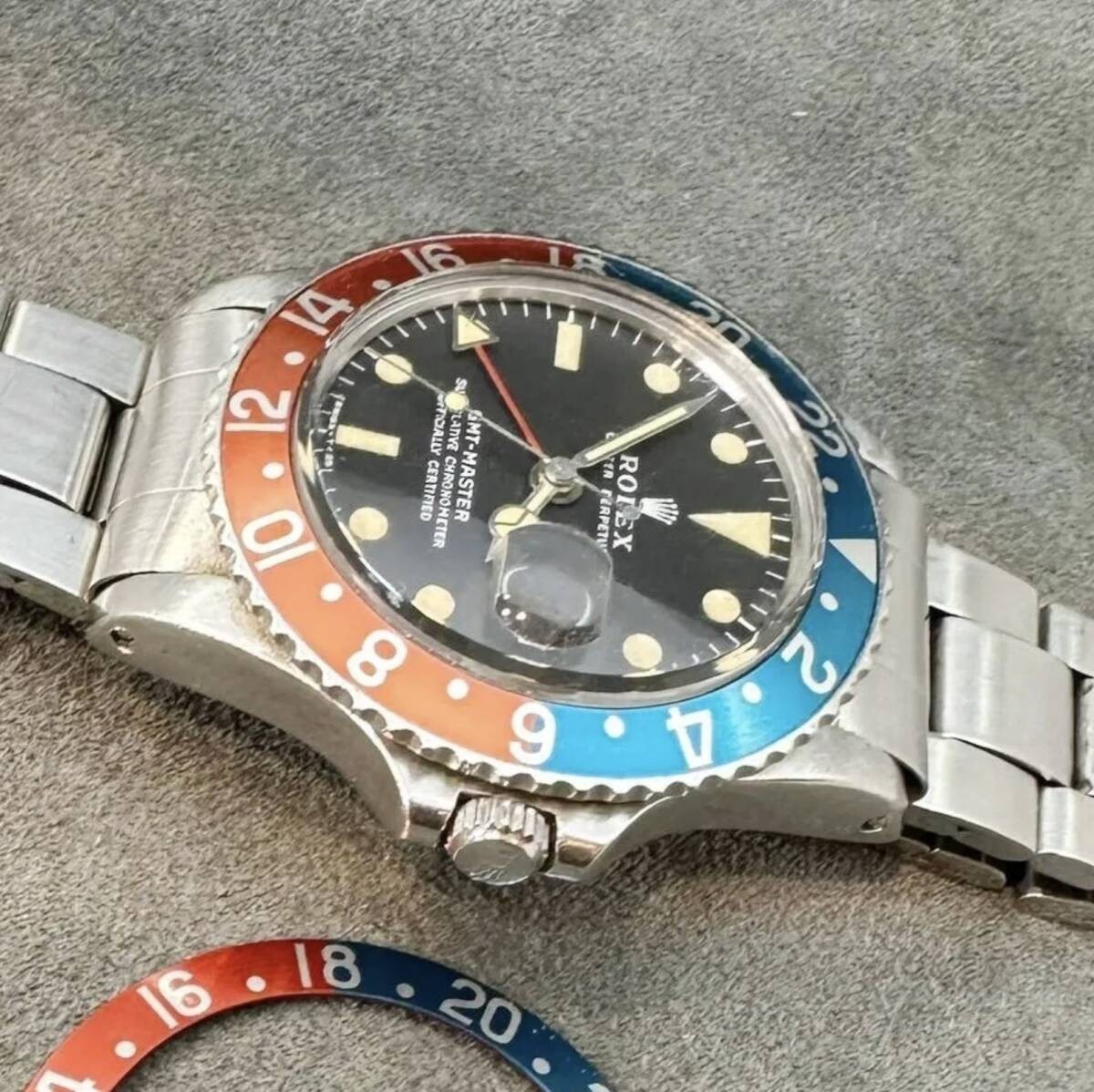 Rolex GMT-Master 1675 R99 Aftermarket Bezel Insert Vintage Faded Style 37.8mm