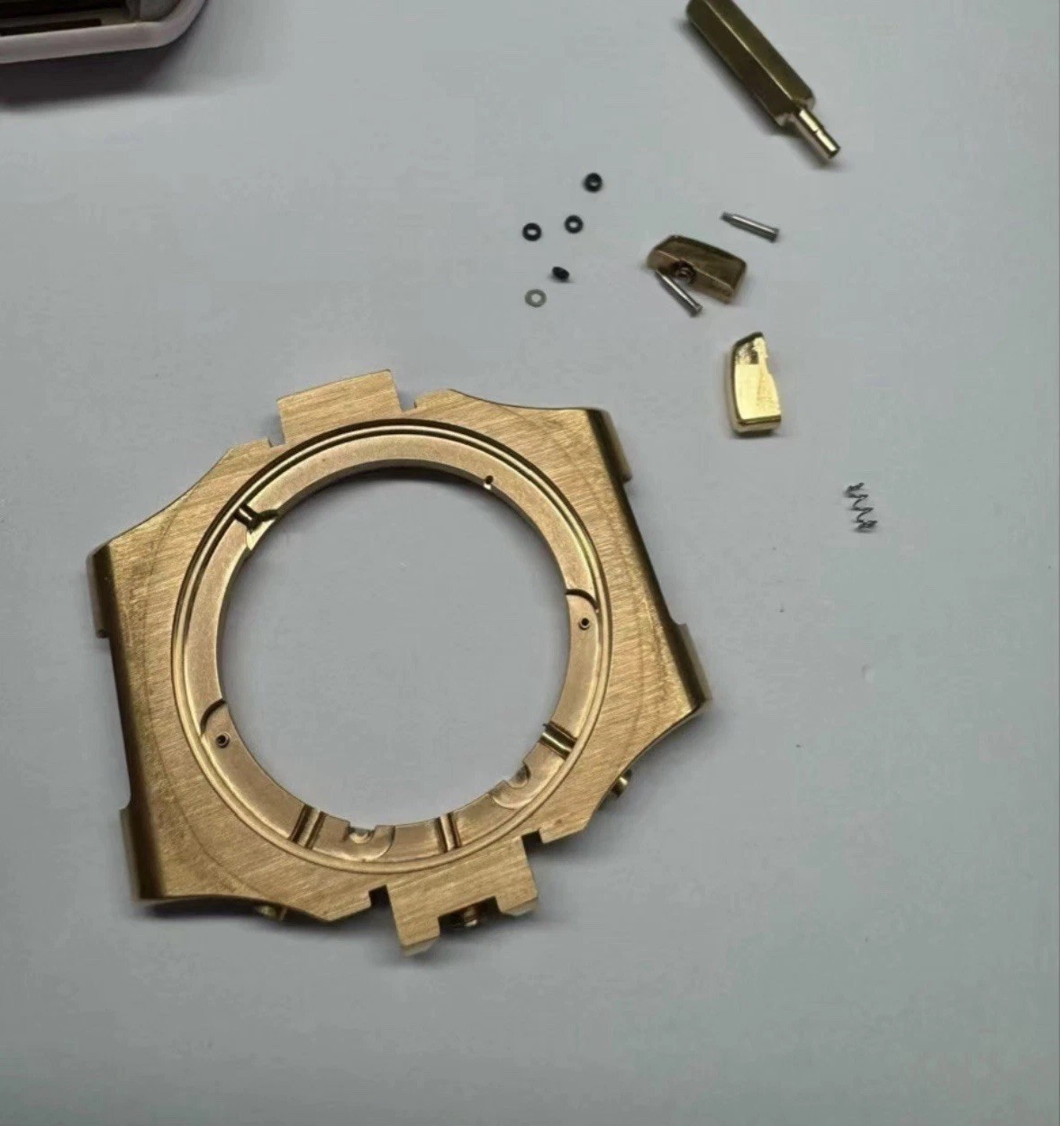 Dismantle Patek Philippe 5980 Chronograph Pushers Screw Tool