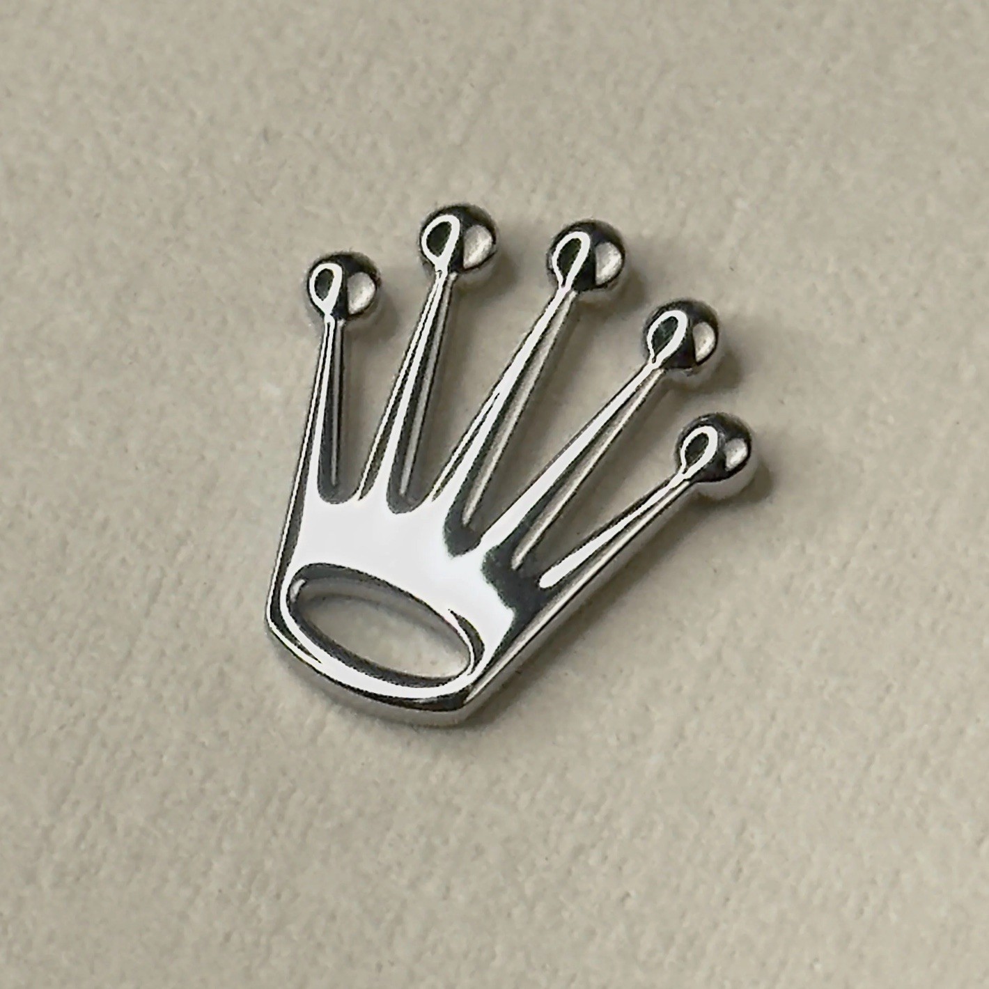 Rolex Crown Silver Pin VIP Gift