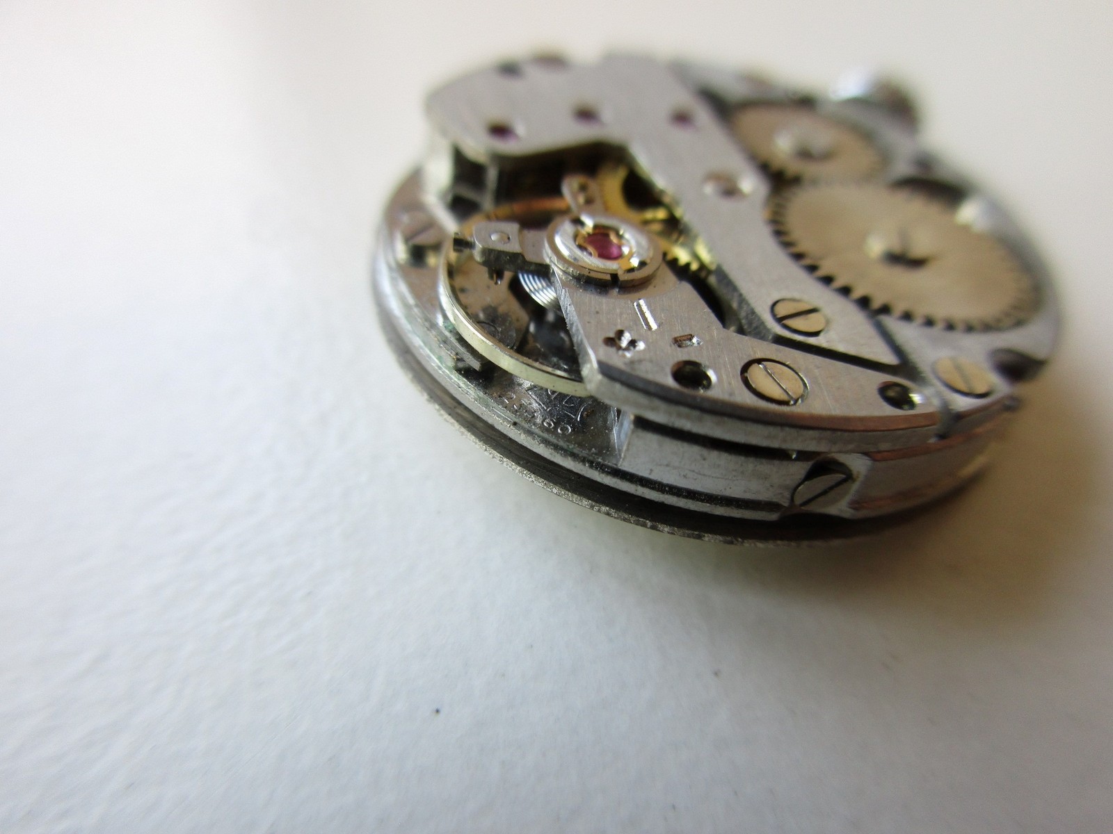 FE France Ebauche cal. 233-60 vintage watch movement – for use of parts