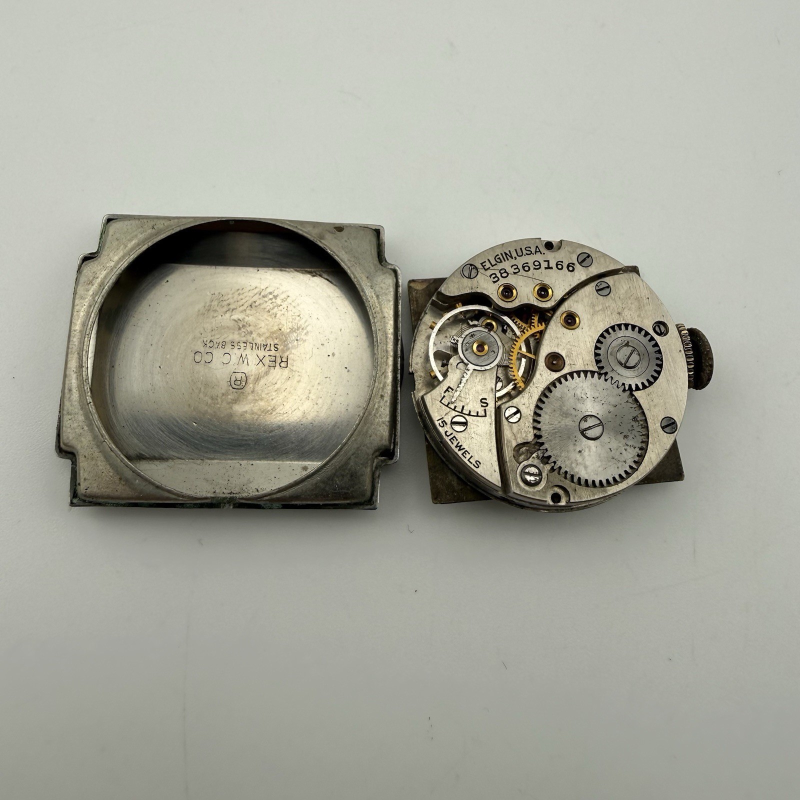 Vintage Elgin Manual Wind 519 8/0s 15J Wrist Watch Movement Gem Stone Dial