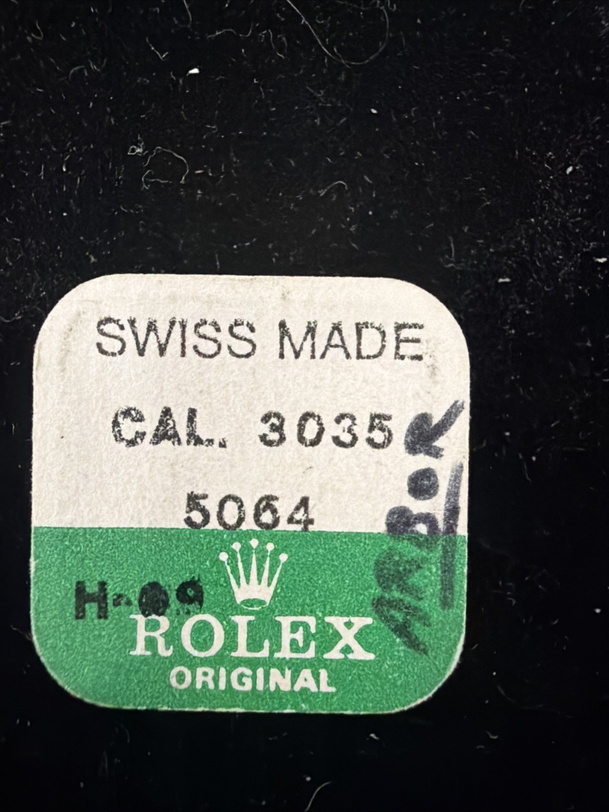 GENUINE Rolex 3035 5064 Axle For Oscillating Weight New Sealed