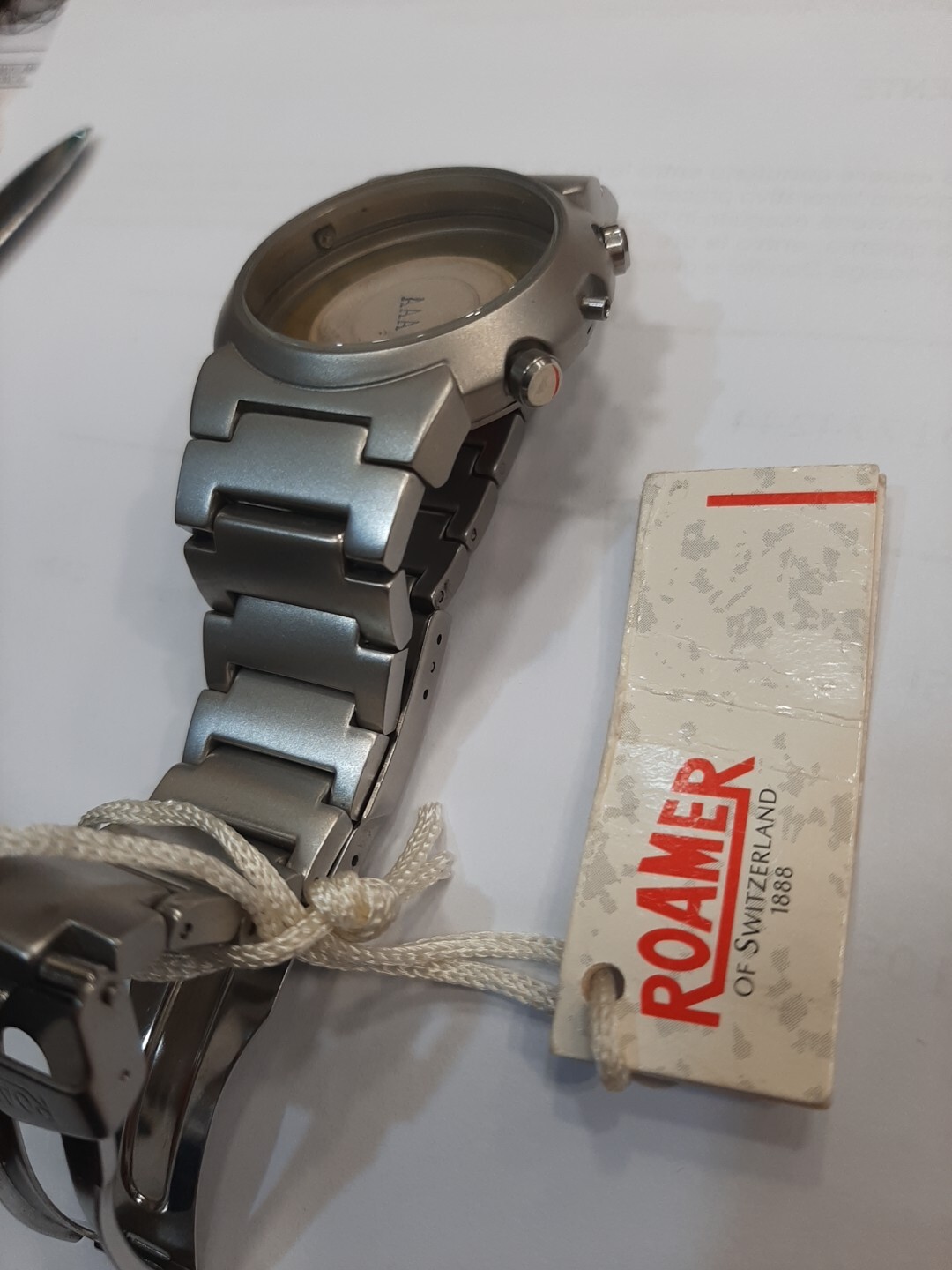 Roamer Power 8 Chrono Glass Case Button Strap