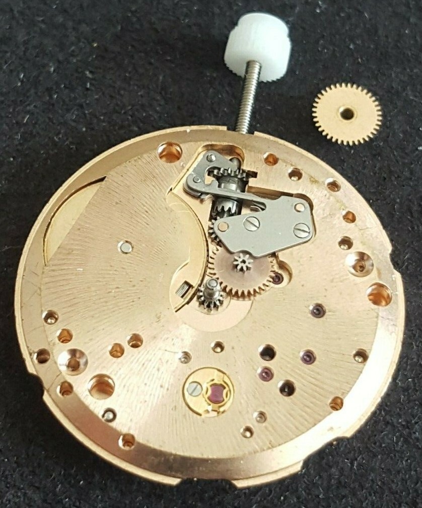 Omega Movement Caliber 410, 17 Jewels, Hour Wheel Height 1.50mm