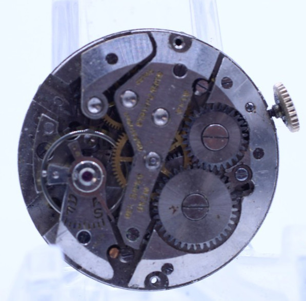 BOULEVARD SWISS AVIA Gr. 130, 7j WRIST WATCH MOVEMENT RUNS (M7)