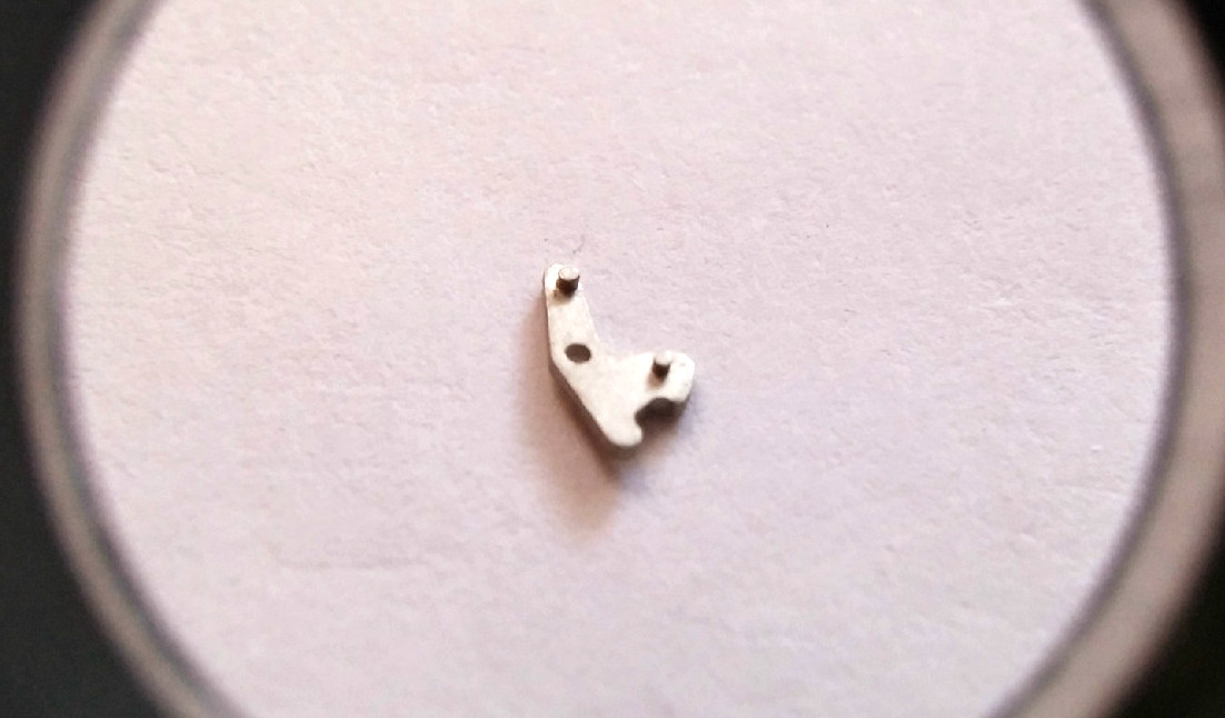 ZENITH watch parts part Calibre 135 Part no 443 Detente, Setting Lever – NEW