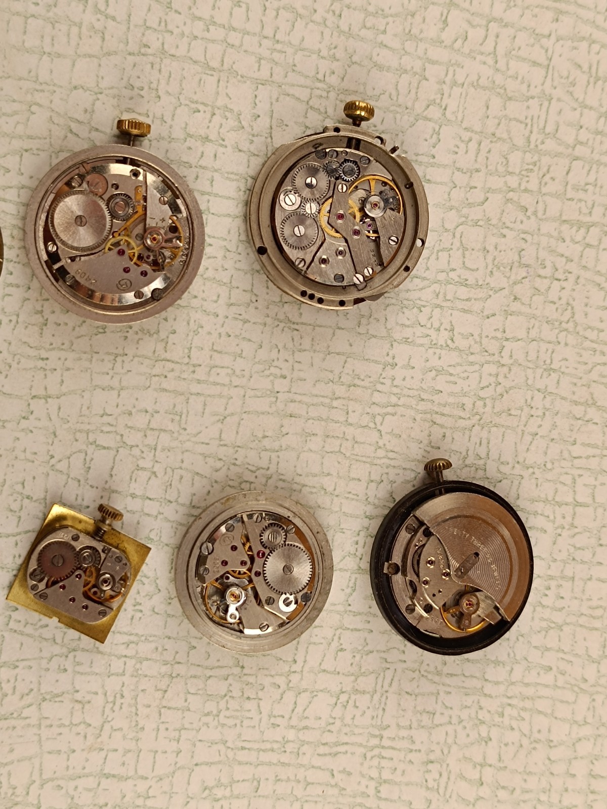 9 Vintage Soviet Mechanical Watch Movements Mixed Lot USSR For Parts Repair