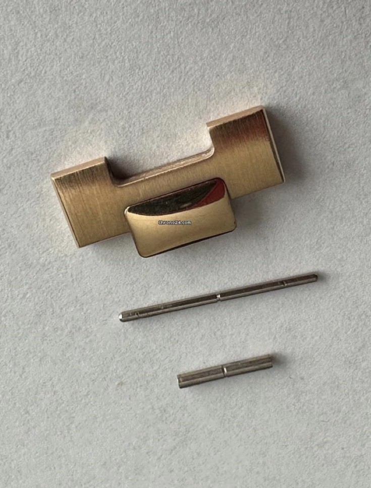 Patek Philippe 5711 Link 18k Rose Gold Complete Tith Stift 17mm