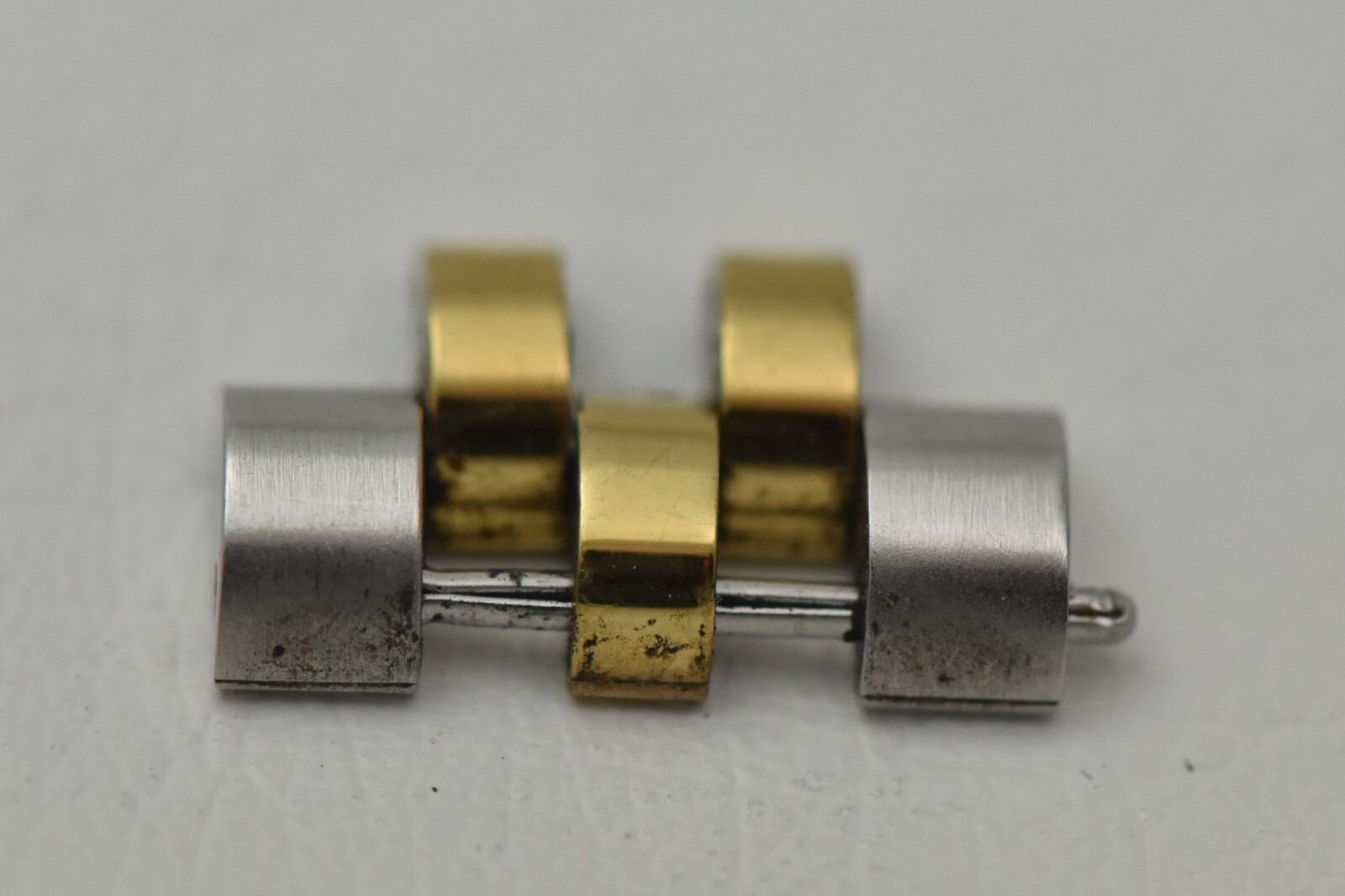 Titoni Cosmo King 2-tone stainless link, 16mm wide with pin, excellent