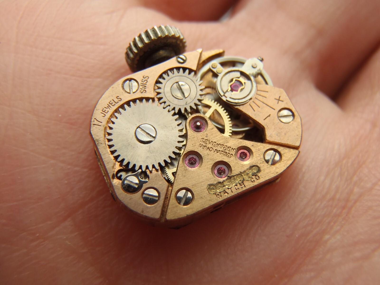 Avalon 6650 Swiss Watch Movement 17J Swiss Manual Wind Running