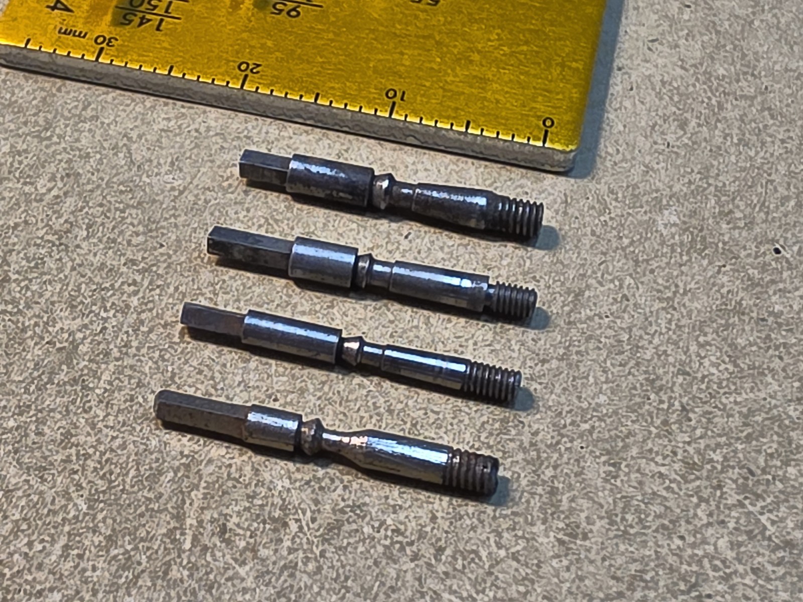 Lot Of 4 Mixed American Pocket Watch Stems With 18s Squares Parts Spares