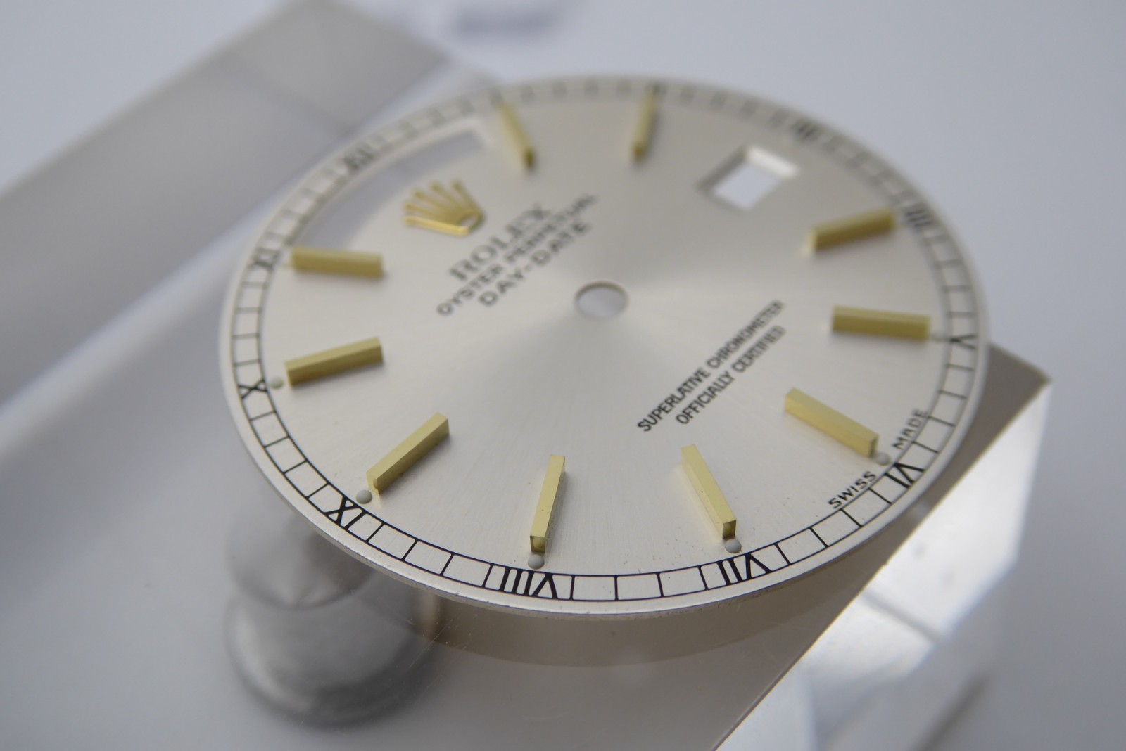 Rolex Day-date silver index gold dial 18238