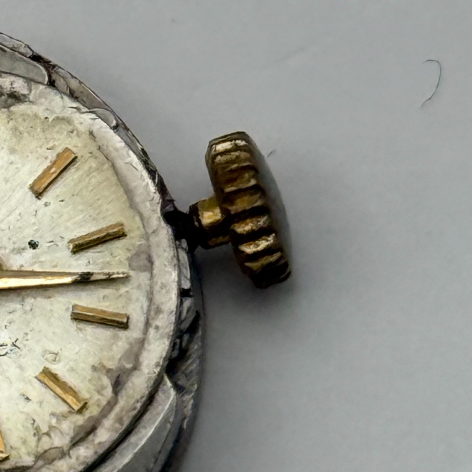 Seiko 10M Watch Movement Diashock 17 Jewels Ladies Vintage Parts Repair 15.7mm