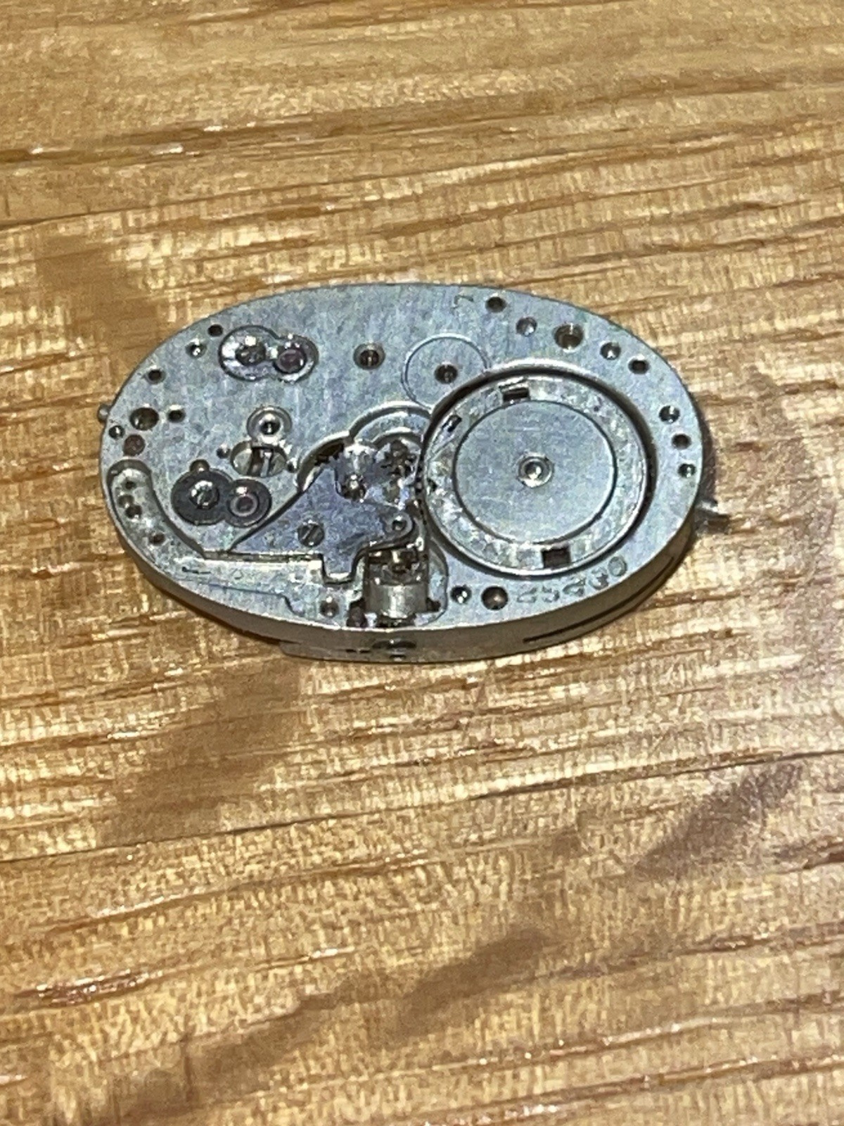 European Watch & Clock Co. Movement 19 Jewels 8 Adj. Swiss Made Vintage 25230