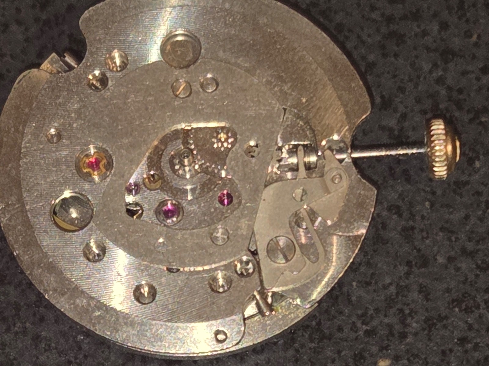 UC (UTC) (Seiko) 233. 21 Jewel men’s automatic movement, c. 1965.