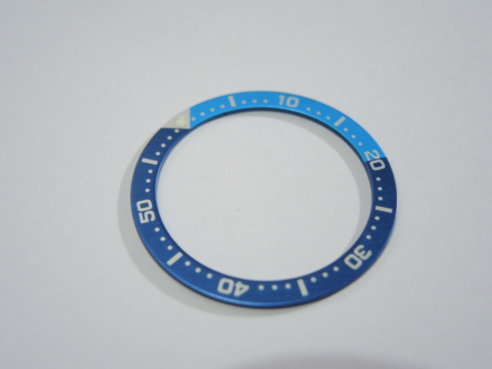NEW BEZEL INSERT 33.5MM BLUE/PALE BLUE DIVERS MEDIUM SKX013/SKX015 (7S26-0030)