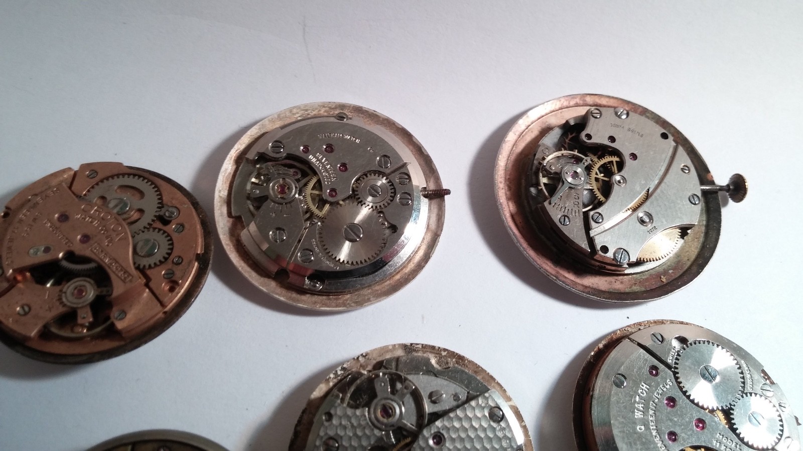 1 LOT of 9 Movements: Waltham France Young’s w/Dial crown, Belforte Q 17 Jewels,