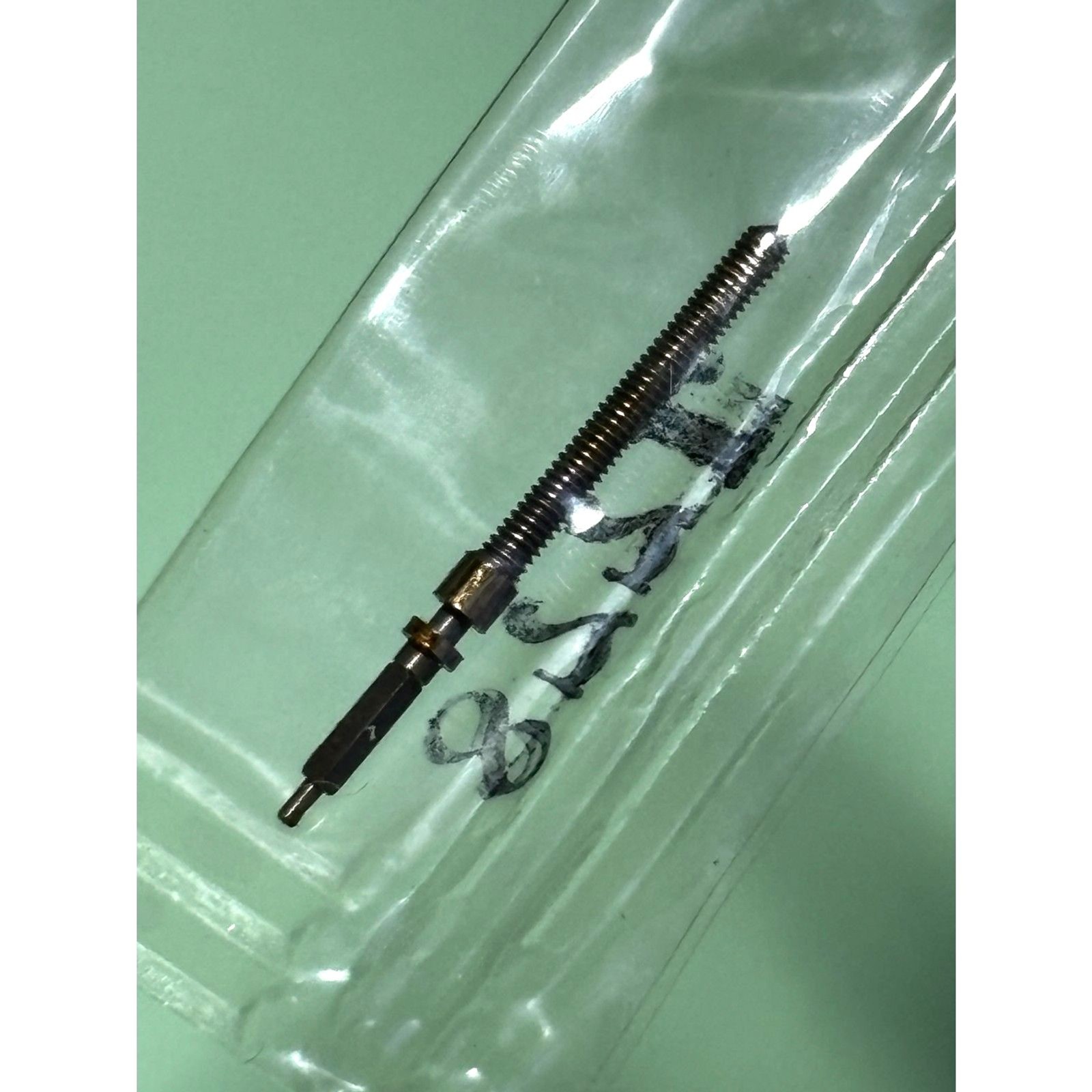 NOS Valjoux cal. 22, 71, 84 Marshall #877L stem for vintage men’s watch, NOS