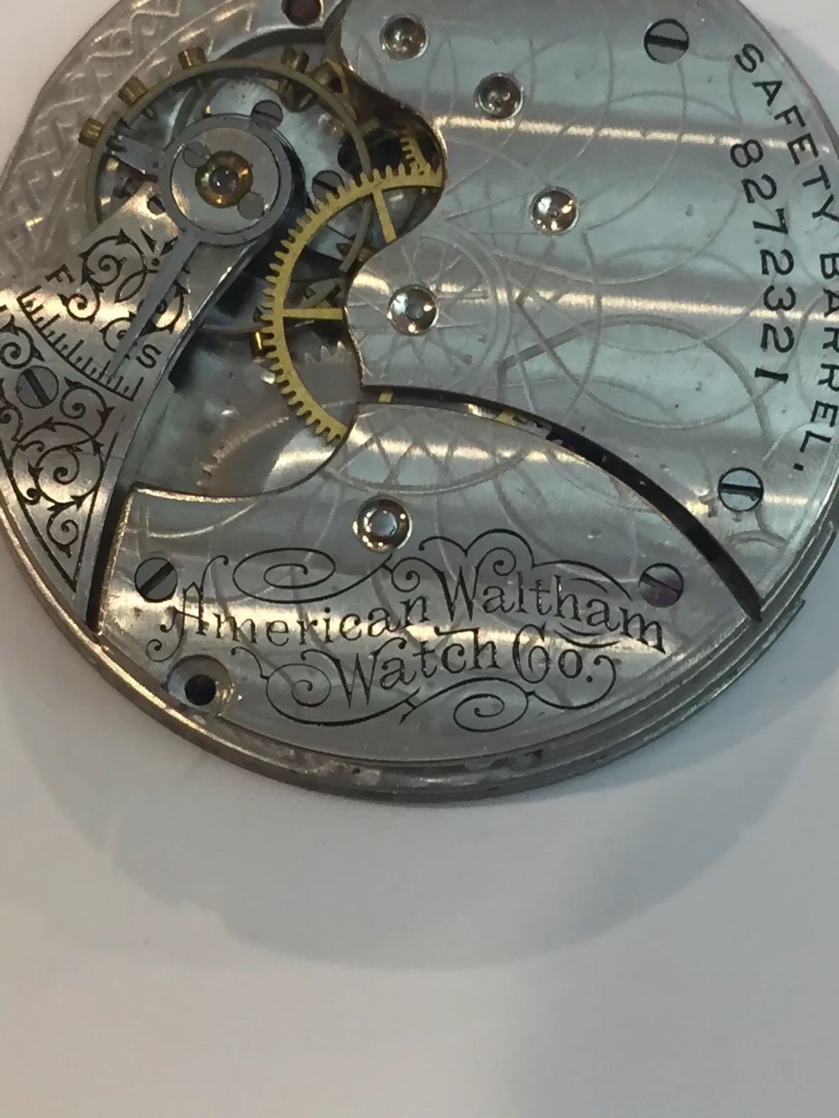 American Waltham Watch Co. Pocket Watch Movement Safety Barrel 8272321 – #HM106