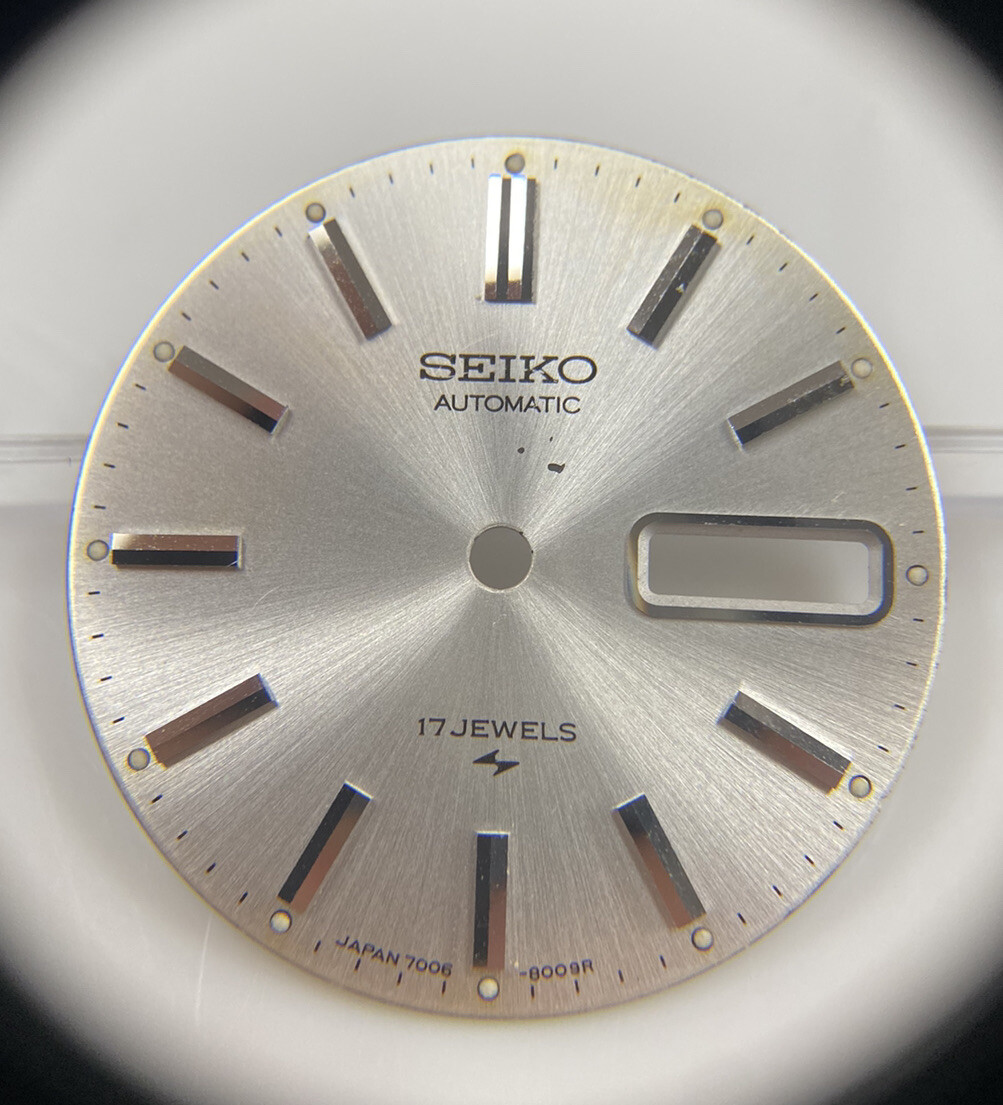 Genuine Seiko Automatic 17 Jewels Silver Dial Day/Date 7006-8009R 28.5mm