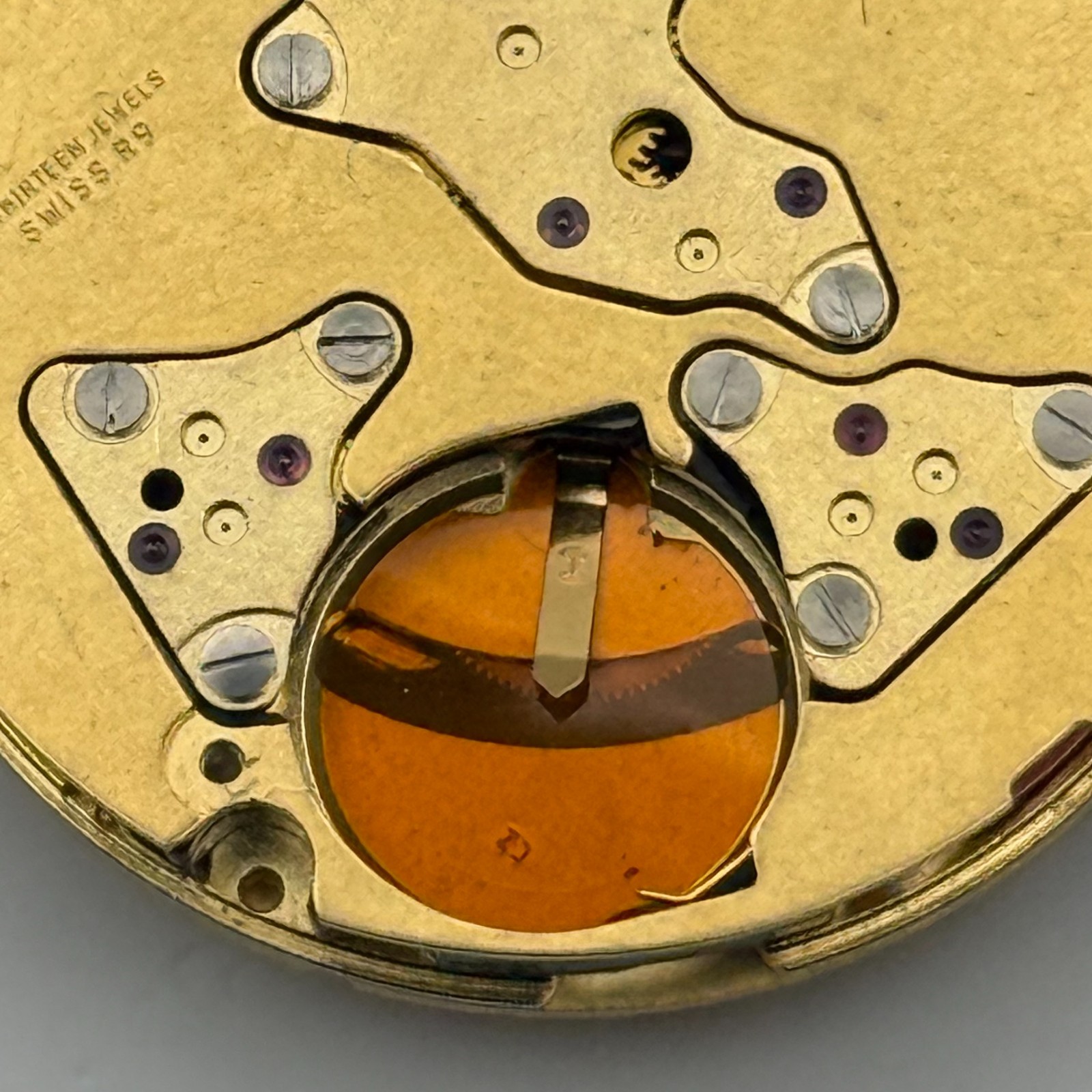 Ronda 5040.D Watch Movement Quartz Swiss R9 13 Jewels Vintage Parts 28.5mm