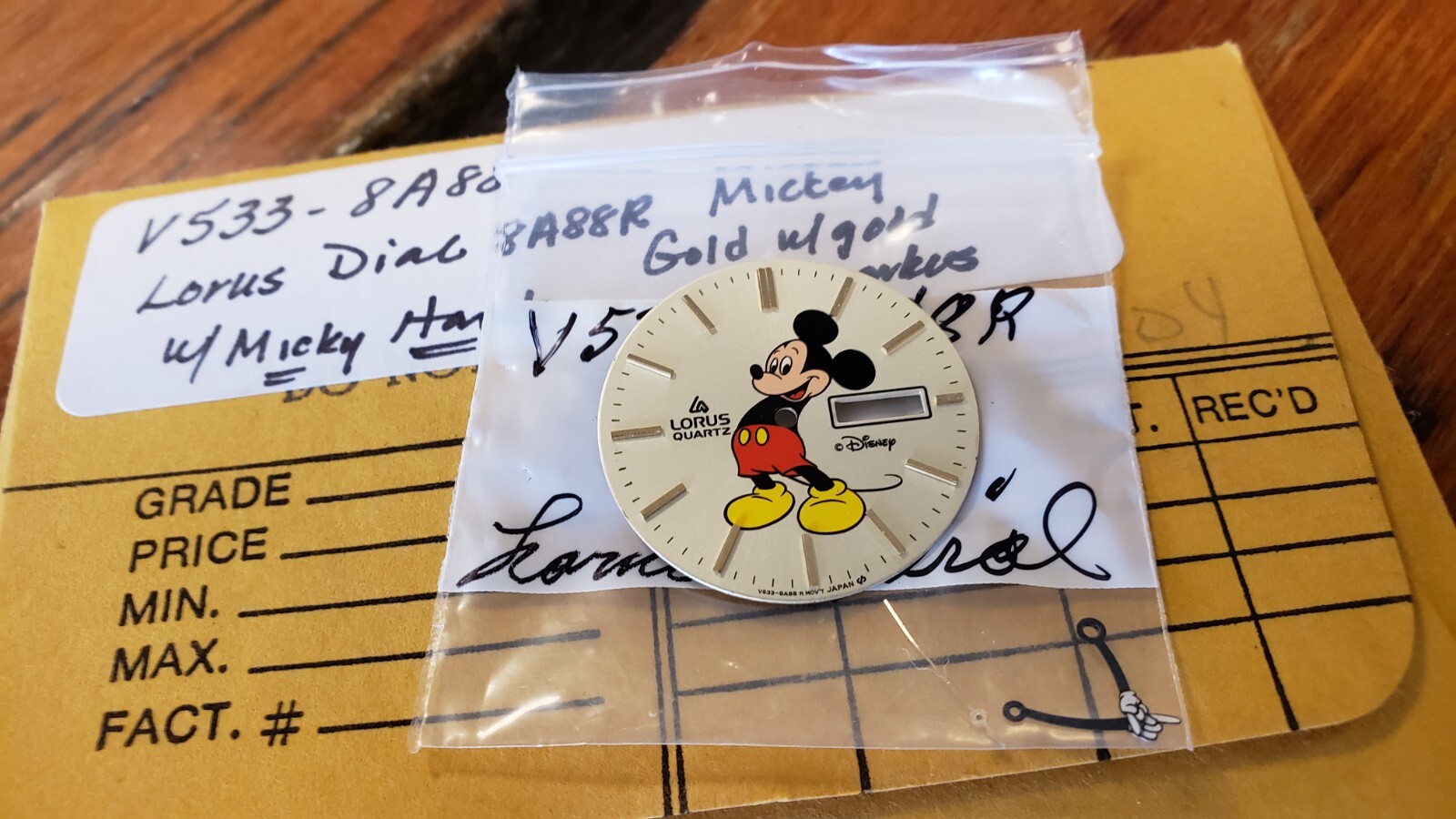 VTG 80’s Lorus Mickey Mouse Watch Dial w/ Hands, Gold markers & window V533-8A88