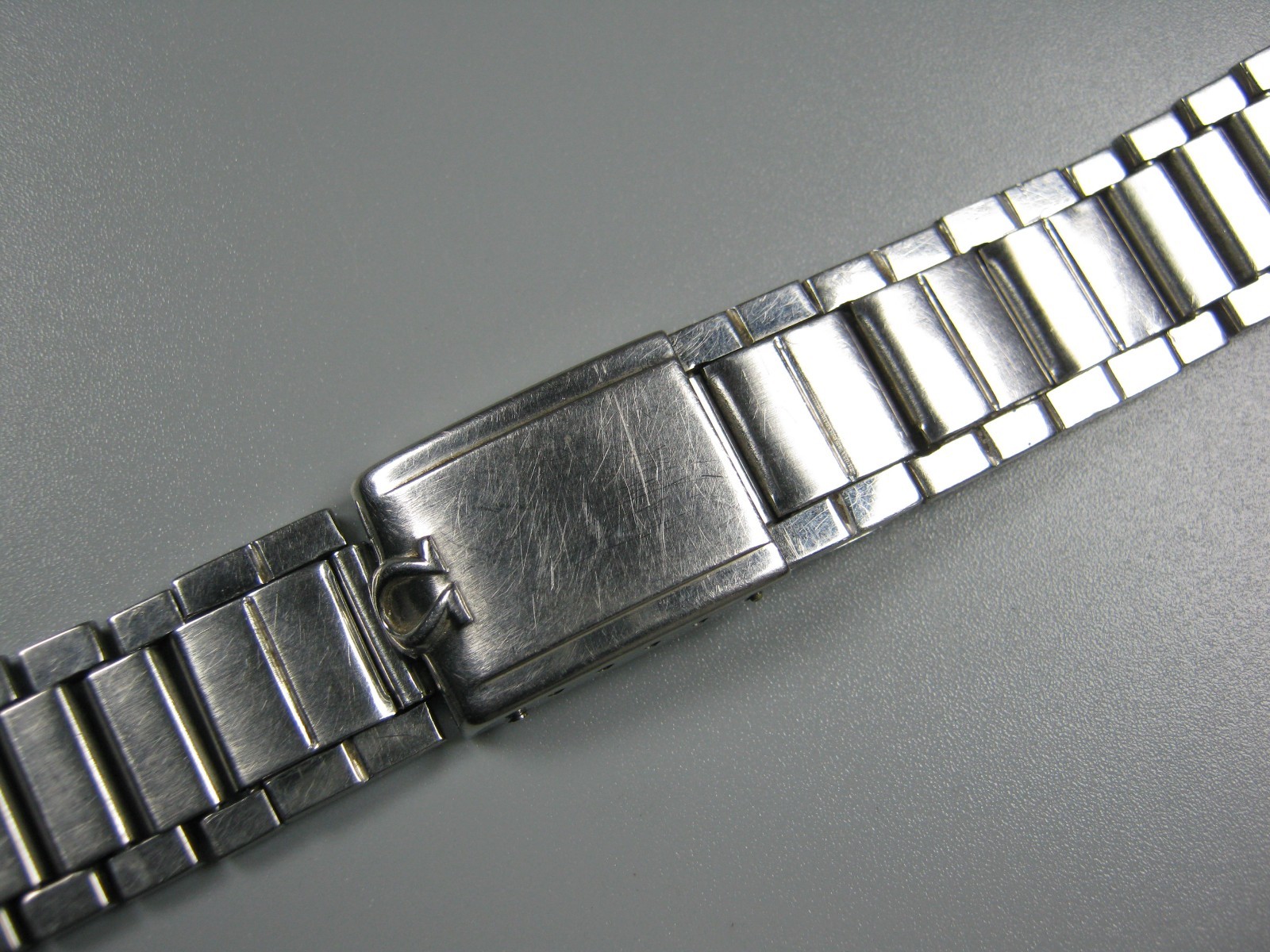 Vintage 1950’s Omega Bracelet 7077 Expandable End Links Missing