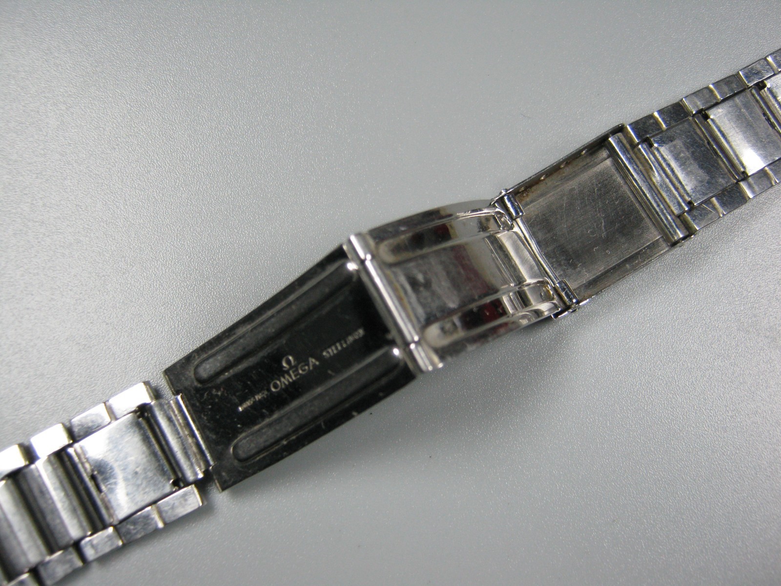 Vintage 1950’s Omega Bracelet 7077 Expandable End Links Missing