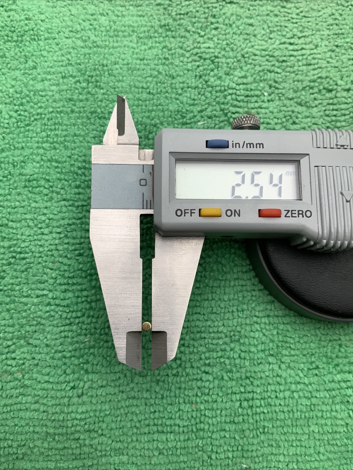 Push Button Pusher Gold 2.50mm X 2.00mm, 45511, P-145