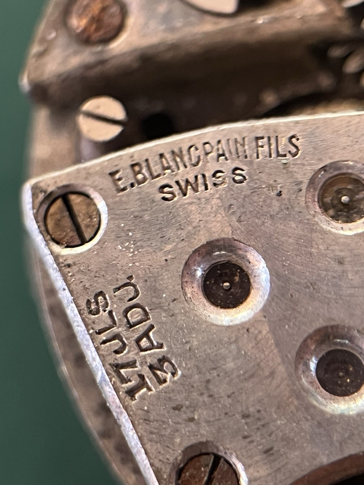 GOOD BALANCE Vintage Blancpain 10.5 Ligne 17j Watch Movement RUNS INTERMITTENTLY
