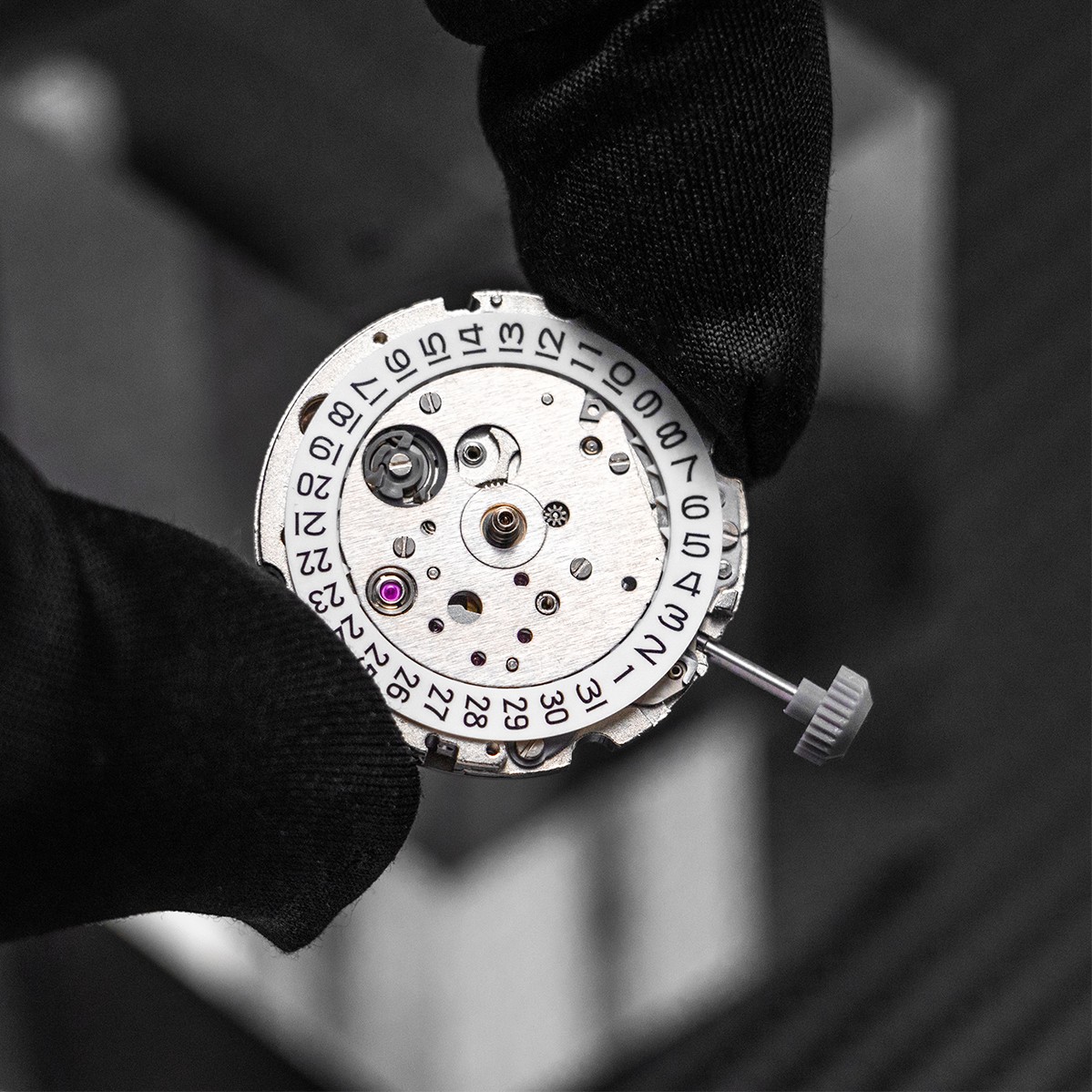 Original 8215 Watch Automatic Movement 21 Jewels, Date at 3 + Extra Parts