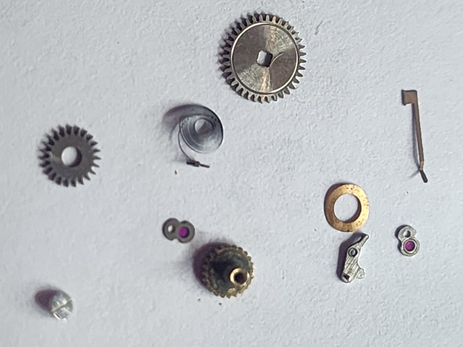 Vintage Sheffield Swiss Cal. 121M Watch Movement – Partial – In Kilb & Co. Tin
