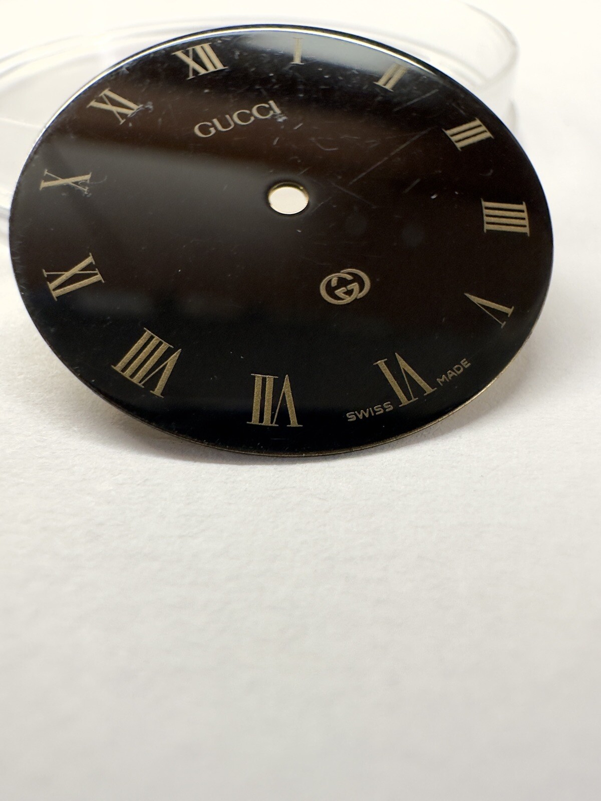 Genuine Vintage Gucci 2000M Swiss Quartz 25.5mm Black Dial