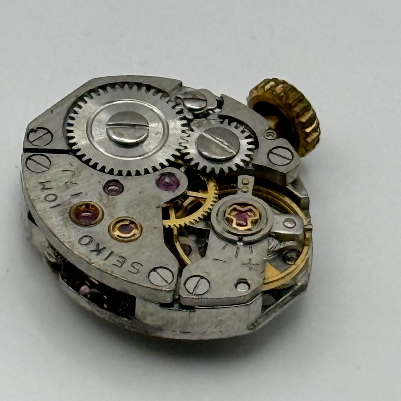 Seiko 10M Watch Movement Diashock 17 Jewels Ladies Vintage Parts Repair 15.7mm