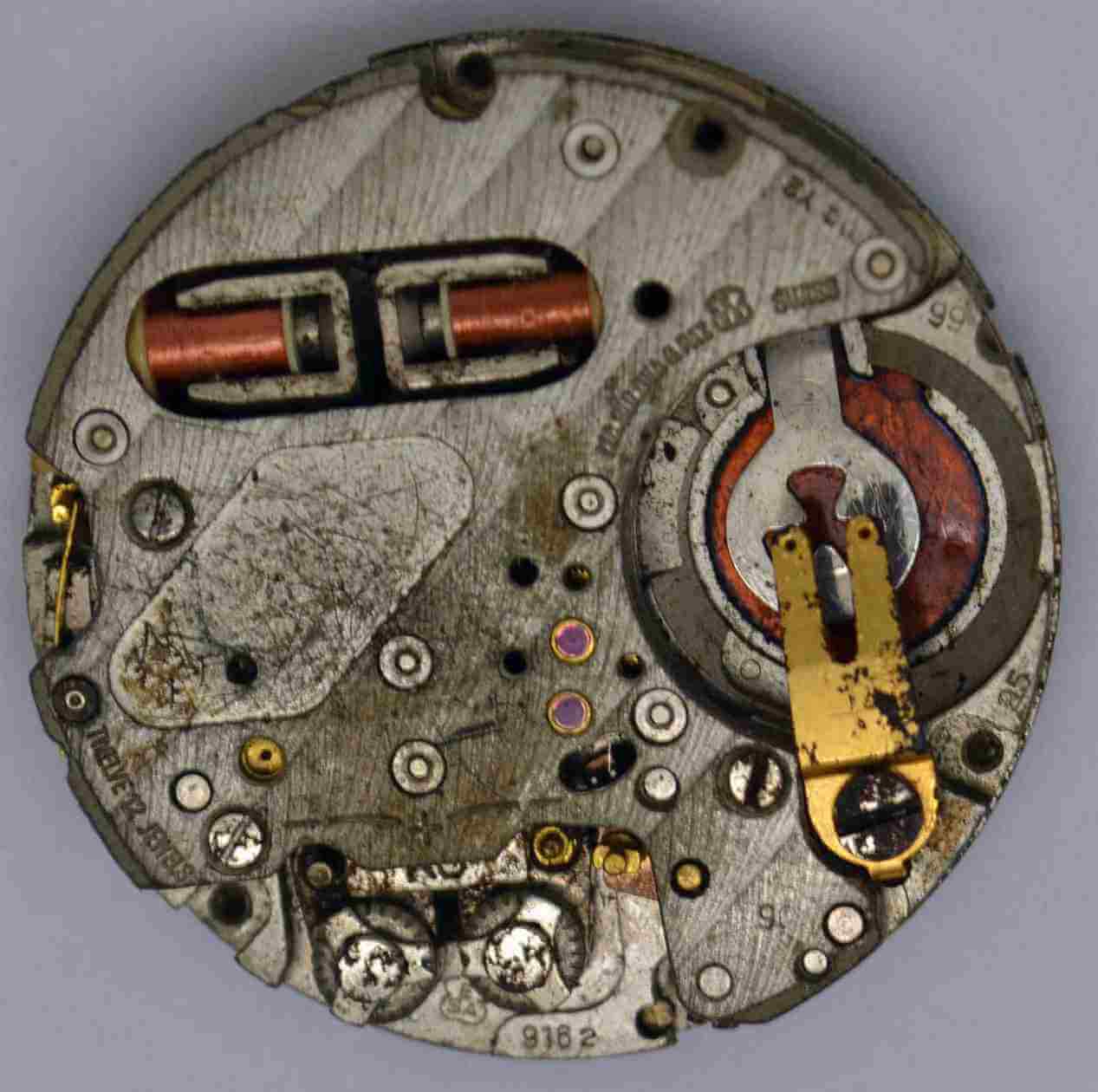 Vintage BULOVA Movement & Dial. Cal: 9162. For Parts/Repairs