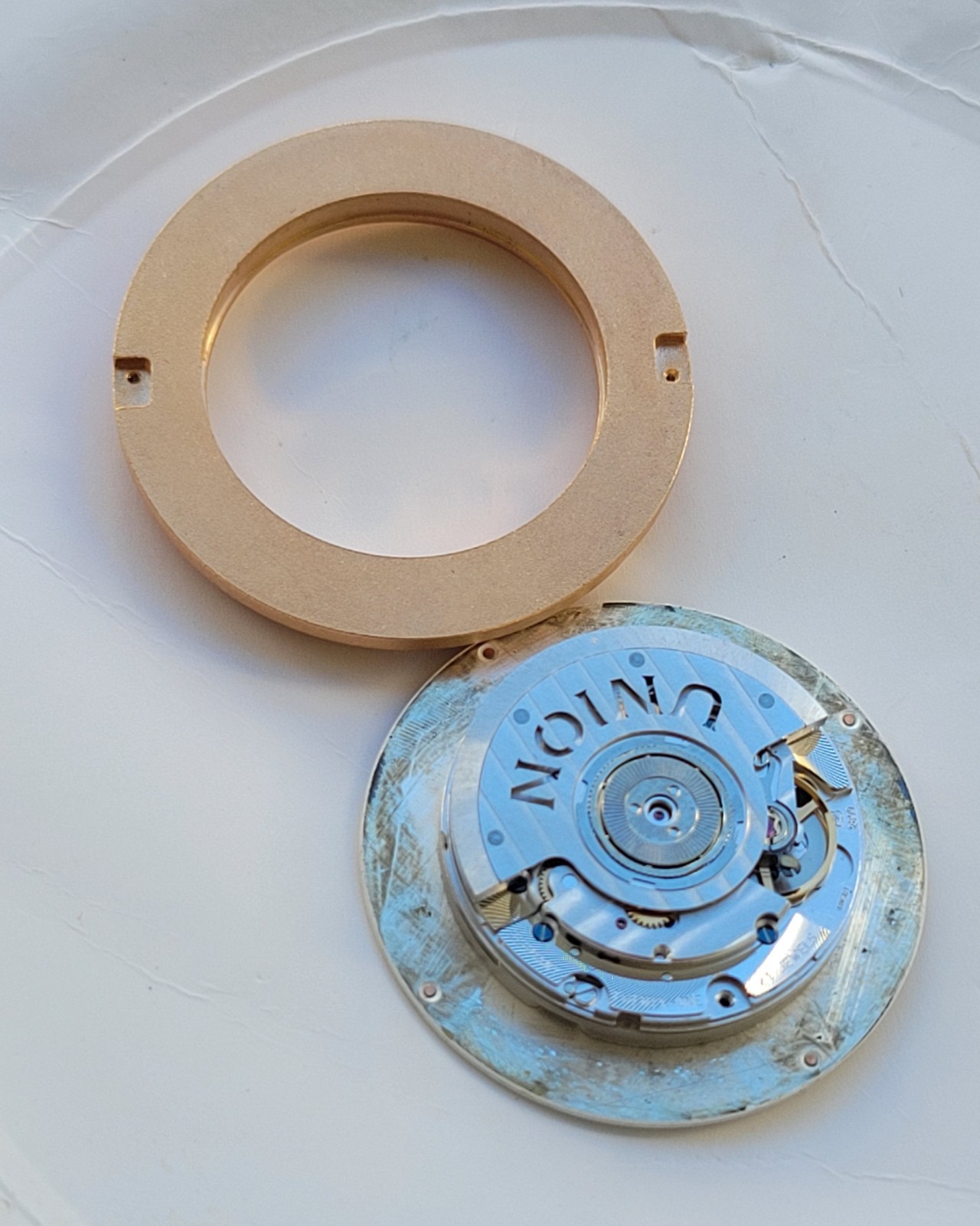UNION GLASHUTTE AUTOMATIC MOVEMENT CAL ETA 2899 MEN’S FOR PARTS OR REPAIR
