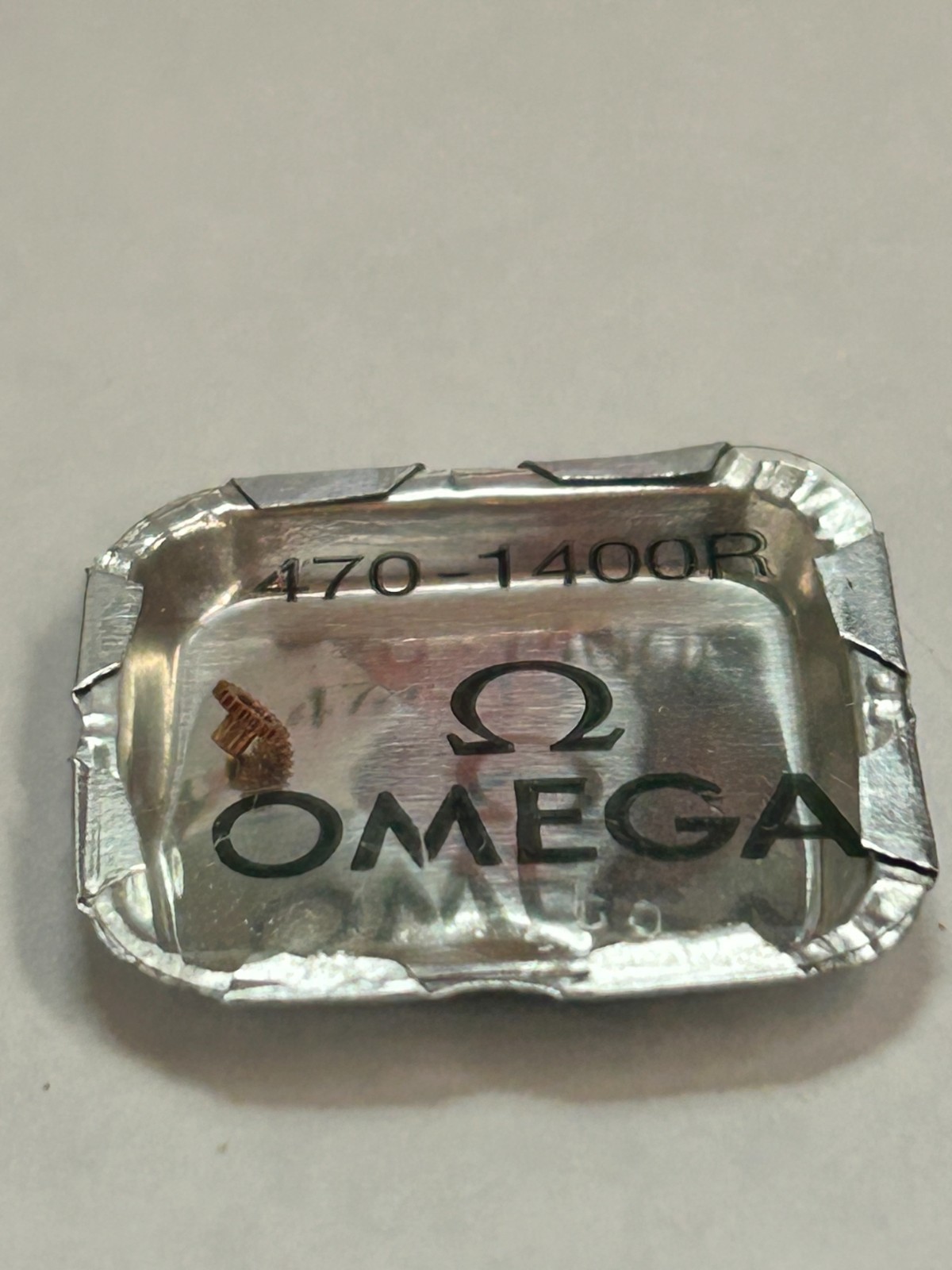 OMEGA 470-1400R Rotor Axle. New Old Stock