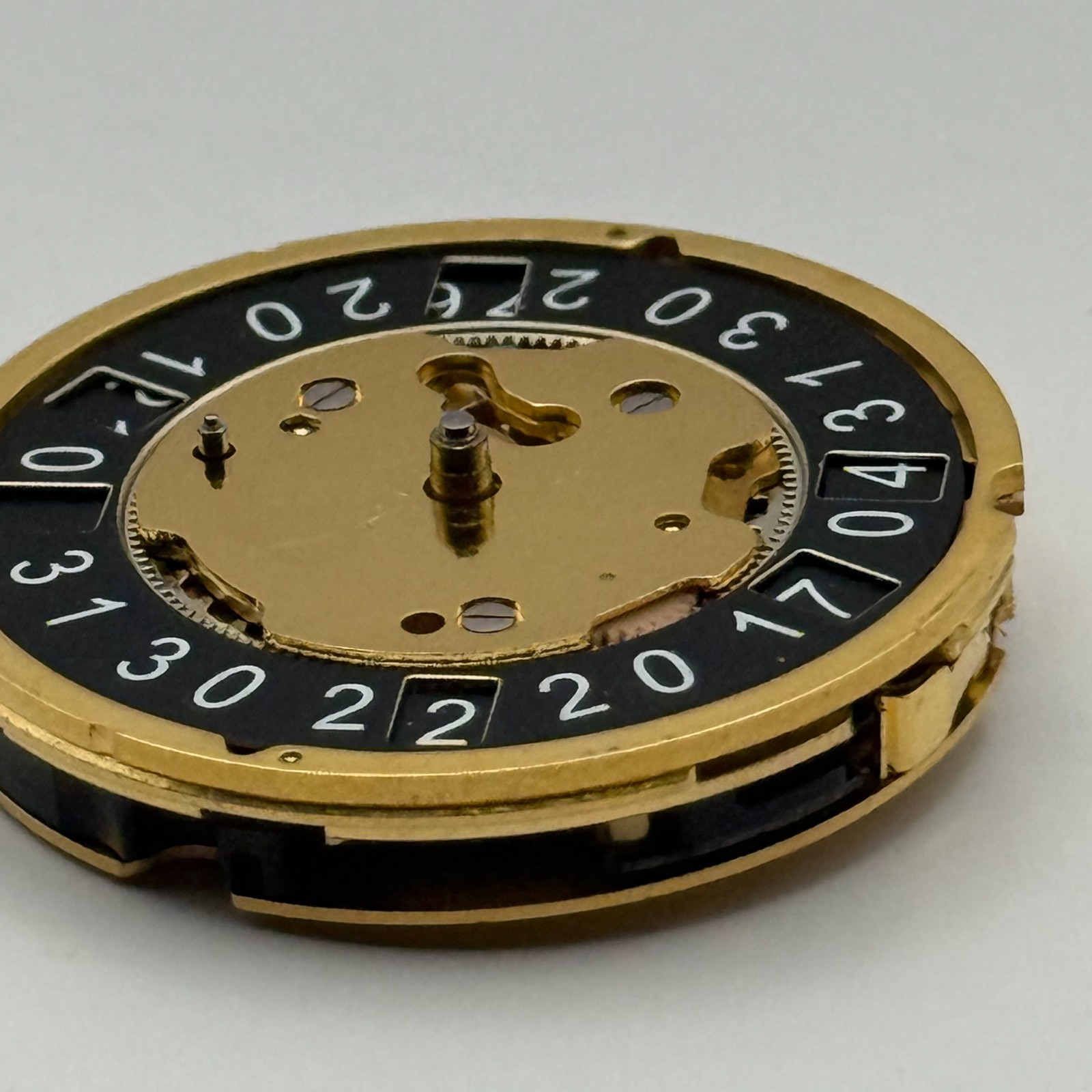 Ronda 4120.B Watch Movement Quartz Swiss Black Date 7 Jewels Parts Repair 28.5mm
