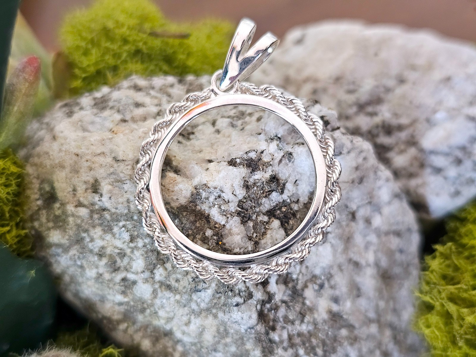 925 Sterling Silver Rope Edge Bezel for 22mm Nickel 5 Cent Coins