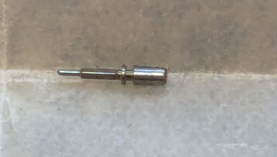 NOS NEW Genuine Bulova Cal. 7ASC – # 16C Winding Stem Female – Watch Part