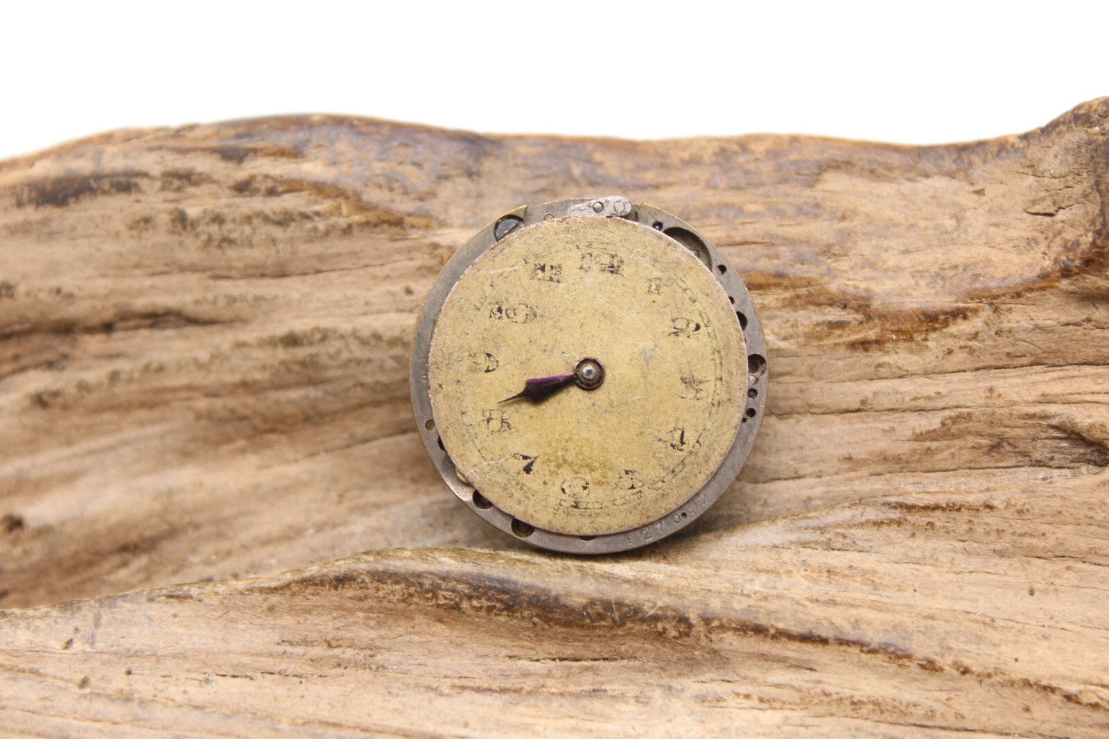 FOVE WELTA SWISS WATCH MOVEMENT 15j 23.4mm FOR REPAIR (KF3)