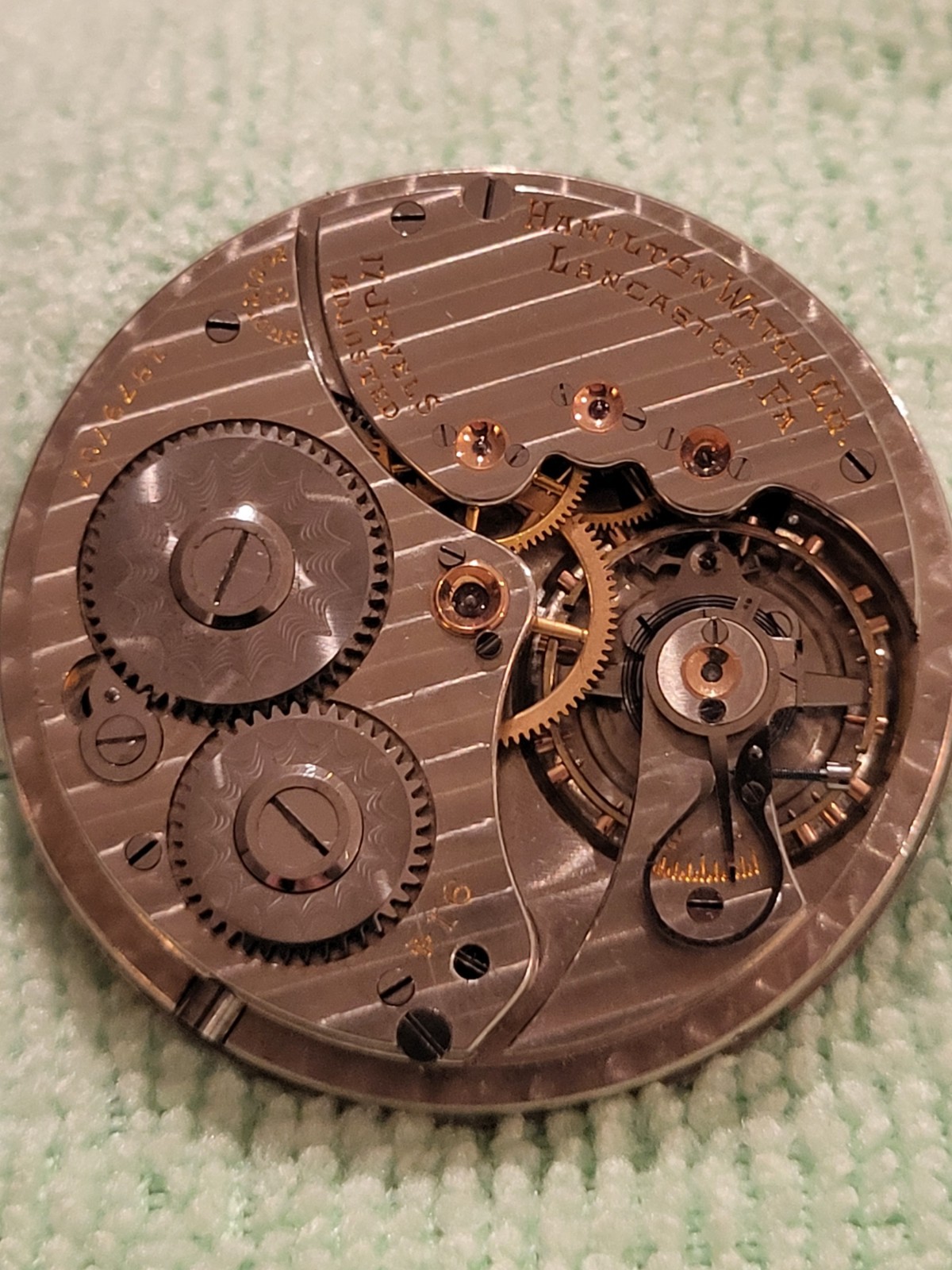 Antique 1923 Hamilton 17J Pocket Watch Movement Grade 910 914