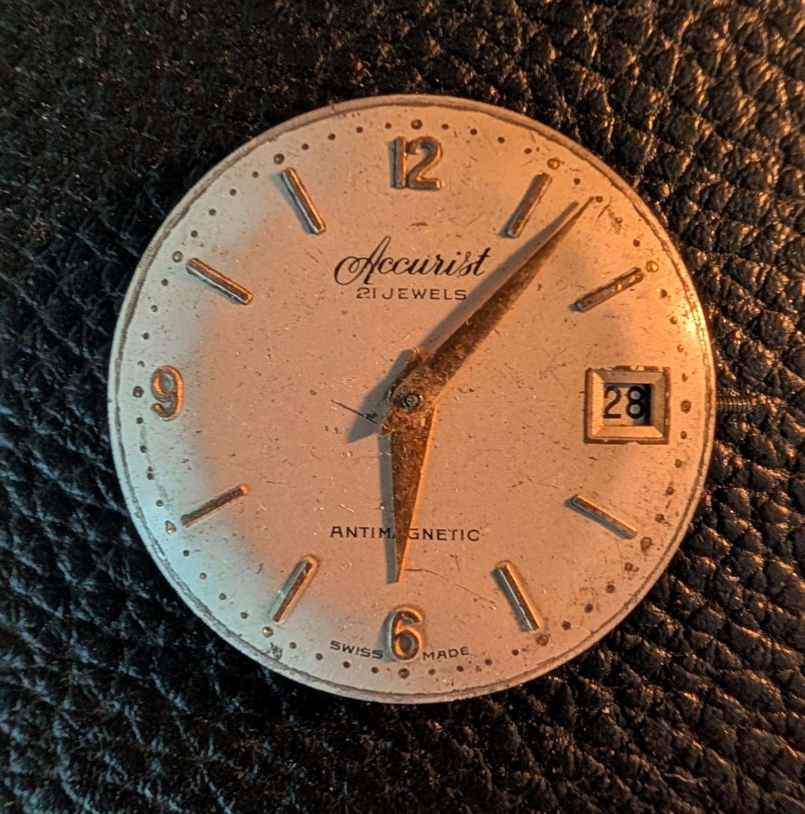 Vintage Accurist 21 Jewels Swiss Watch Movement Caliber Date Parts 30mm