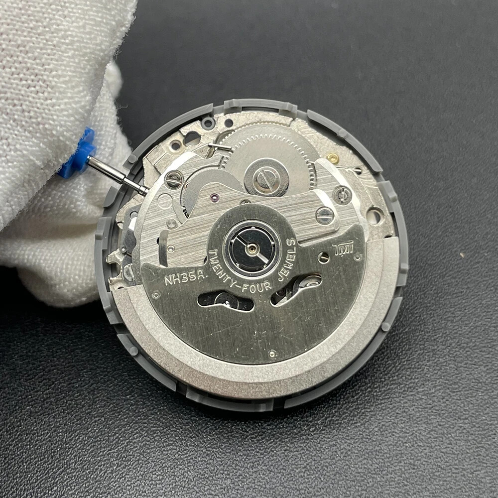 Mechanical Watch Movement NH35 NH35A 4R35 Parts 3H White Datewheel 24 Jewels