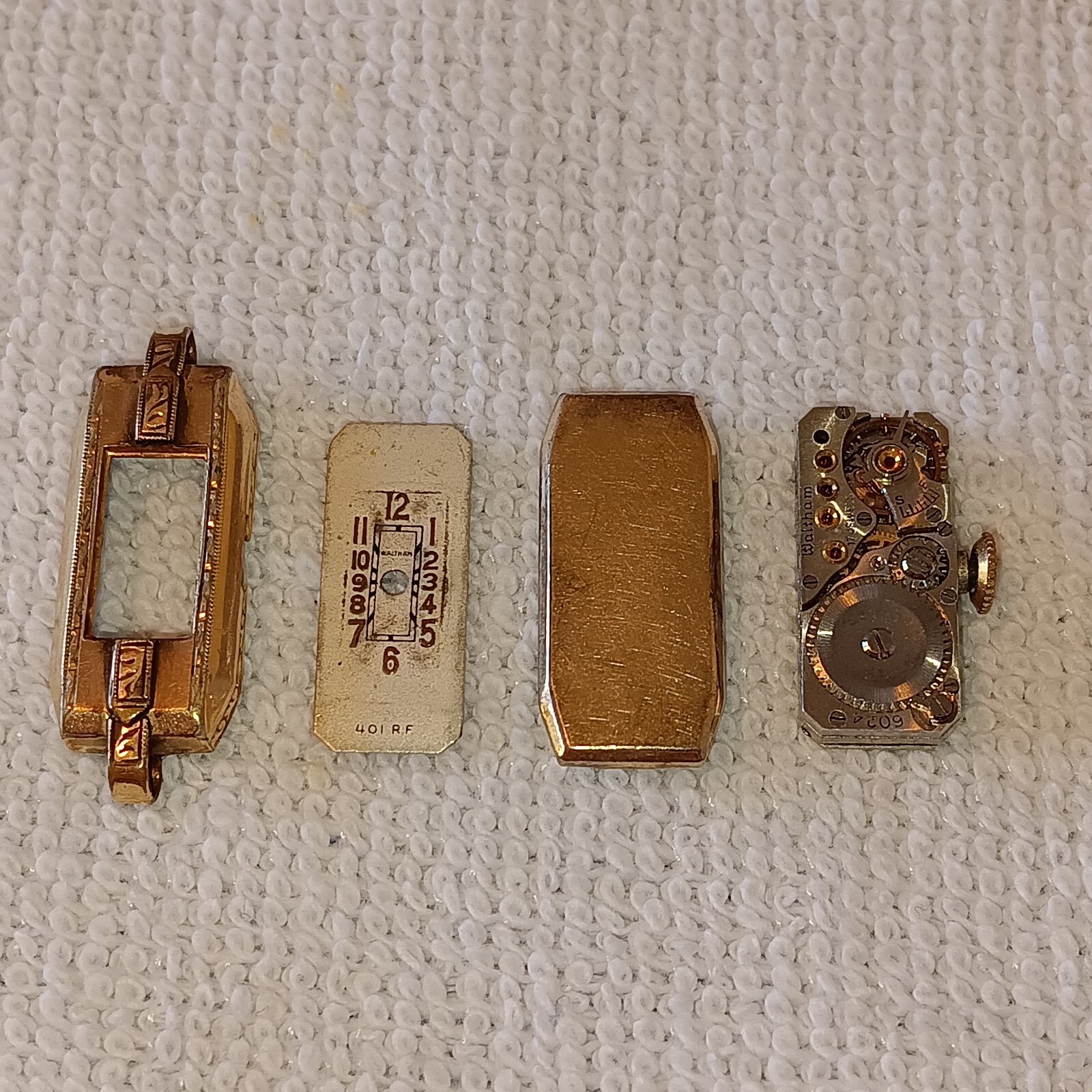 Vtg 1930s Waltham Ladies Model 400 17J Baguette GP Watch (Repair/Parts)