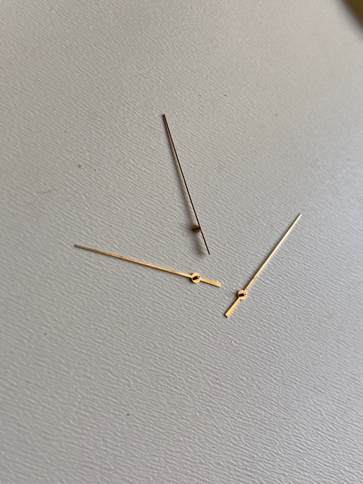 NOS NEW OLD STOCK VINTAGE ORIGINAL WATCH HANDS FOR PARTS/REPAIR 3 PIECES GOLD
