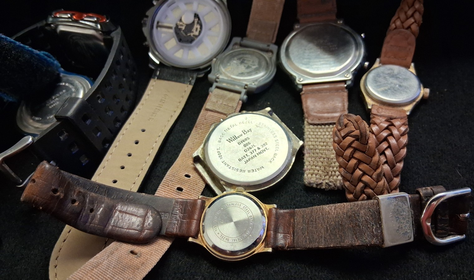 JUNK DRAWER VINTAGE WRISTWATCH LOT MIXED ASSORTMENT TIMEX CARRIAGE CASIO & MORE