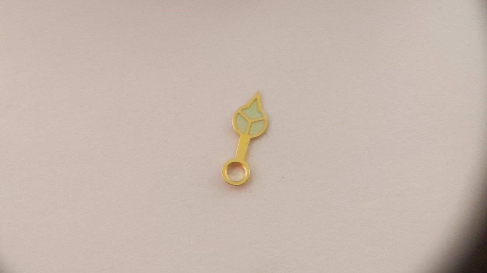 Unbranded YELLOW HOUR HAND 120 HOLE, 6mm length (from center of hole) green lumi